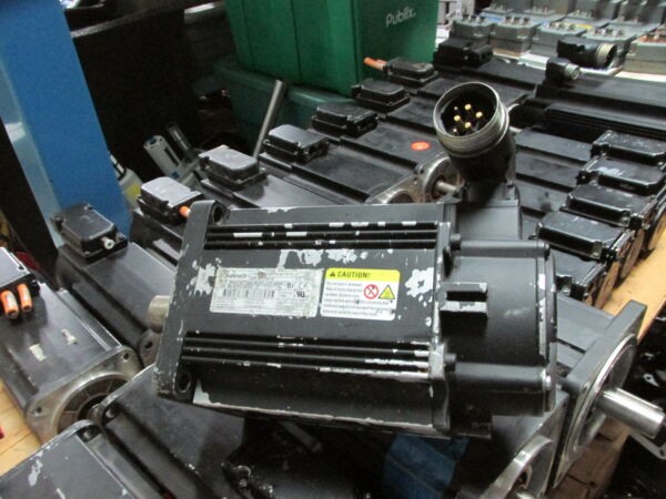Rexroth MSK070C-0450-NN-M1-UP0-NNNN IndraDyn Synchronous Servo Motor 